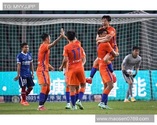 武汉篮球队强势领跑联赛积分榜目前积分高达90分展现冠军实力