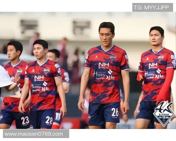 重庆足球队强势领跑选拔赛积分榜积71分展现冠军实力 重庆足球队强势领跑选拔赛积分榜积71分展现冠军实力